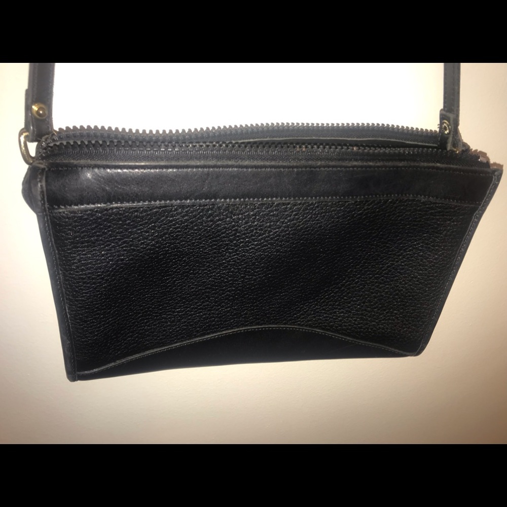 Dooney and Bourke Leather Zip-Top , Crossbody Bag